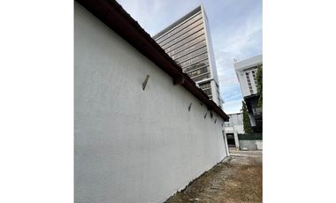 SAN FRANCISCO / 500M / 6 PARKING / FRENTE A VIA / PLANTA BAJA