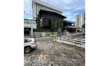 SAN FRANCISCO / 500M / 6 PARKING / FRENTE A VIA / PLANTA BAJA