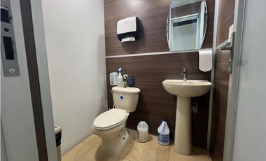 LOCAL / OBARRIO / 465M / DIVISIONES / PLANTA BAJA