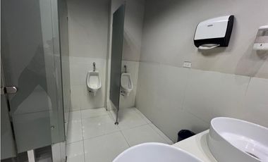 LOCAL / OBARRIO / 465M / DIVISIONES / PLANTA BAJA