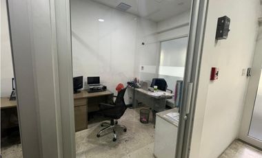 LOCAL / OBARRIO / 465M / DIVISIONES / PLANTA BAJA
