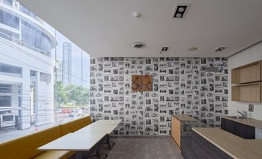 Se Alquila Local en Avenida Balboa