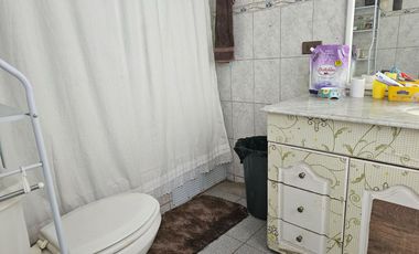 CASA A PASOS DE CENTRO DE QUILPUE