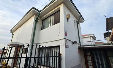 CASA A PASOS DE CENTRO DE QUILPUE