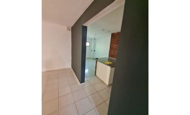 Se ALQUILA Casa C/Pileta 2 dor, 2 baños, 2 Cocheras