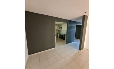 Se ALQUILA Casa C/Pileta 2 dor, 2 baños, 2 Cocheras