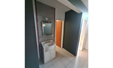 Se ALQUILA Casa C/Pileta 2 dor, 2 baños, 2 Cocheras