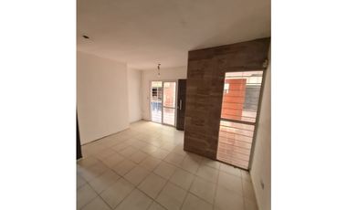 Se ALQUILA Casa C/Pileta 2 dor, 2 baños, 2 Cocheras