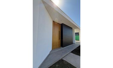 INKASA INMOBILIARIA - VENDE CASA EN BARRIO PRIVADO LAR DE VIEYTES II