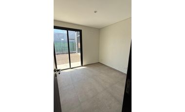 INKASA INMOBILIARIA - VENDE CASA EN BARRIO PRIVADO LAR DE VIEYTES II