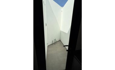 INKASA INMOBILIARIA - VENDE CASA EN BARRIO PRIVADO LAR DE VIEYTES II