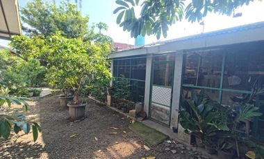 Tanah Bonus Bangunana Selatan Stadion Manahan, Solo