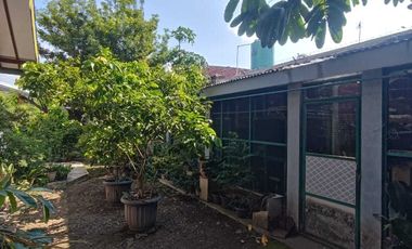 Tanah Bonus Bangunana Selatan Stadion Manahan, Solo