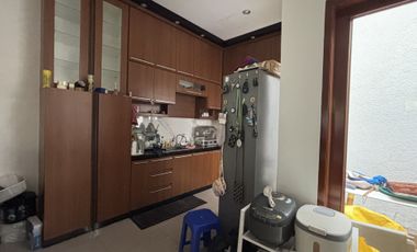 Disewakan rumah Cantik di Tebet