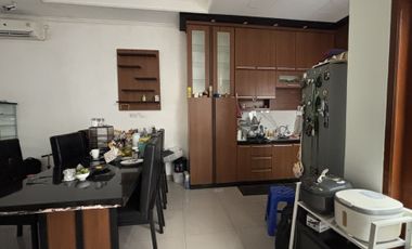 Disewakan rumah Cantik di Tebet