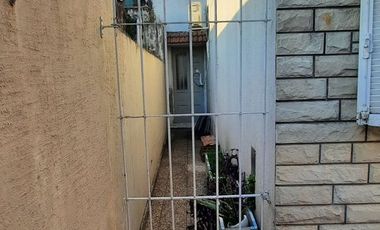 CASA VENTA VILLA BALLESTER  3 AMBIENTES