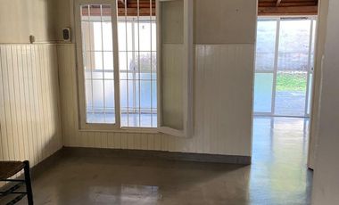 CASA VENTA VILLA BALLESTER  3 AMBIENTES