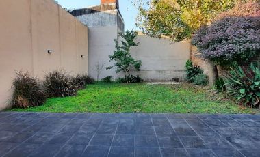 CASA VENTA VILLA BALLESTER  3 AMBIENTES