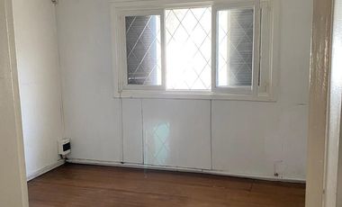 CASA VENTA VILLA BALLESTER  3 AMBIENTES