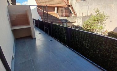 Departamento Tipo Casa en venta en Lanus Oeste