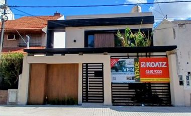 Departamento Tipo Casa en venta en Lanus Oeste