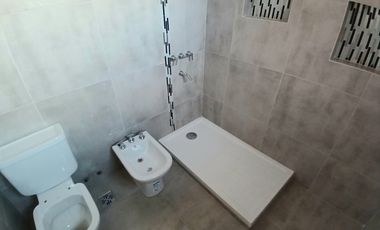 Departamento Tipo Casa en venta en Lanus Oeste