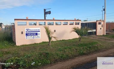 Casa quinta en venta de 40m2 ubicado en 9 de Julio