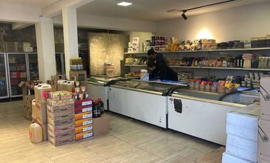 Local comercial en arriendo  en MOLINA
