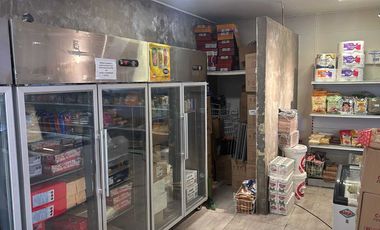 Local comercial en arriendo  en MOLINA