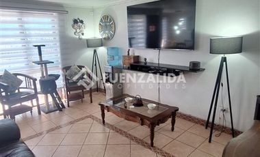 Casa en Venta en Benjamin Subercaseaux/pasaje 7