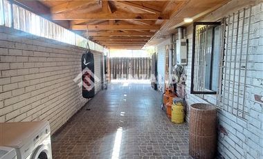 Casa en Venta en Benjamin Subercaseaux/pasaje 7
