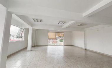 Oficinas 290 m² con roof garden y 6 autos junto a Fiscalía