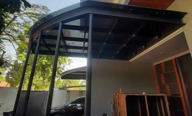 Rumah Erlangga Mewah plus Kolam Renang dekat Simpang Lima