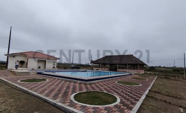 Oferta...!! Terreno de Oportunidad en Urbanización con vista cerca al Mar