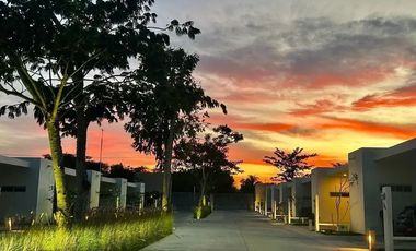 EN VENTA CASA PARA ENTREGA INMEDIATA EN CONKAL