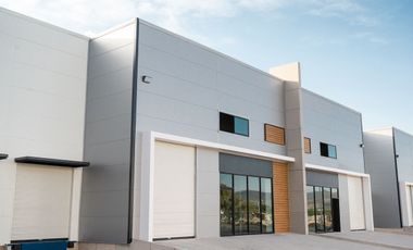 Nave Indutria Ligera en Renta Querétaro Acupark II