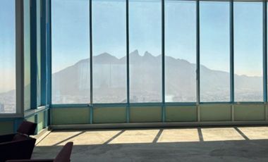 Piso en Torre KOI en Valle Oriente