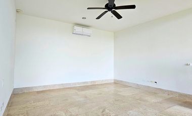 Residencia en venta en Yucatán Country Club