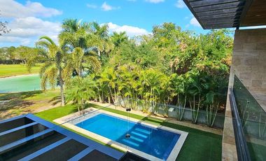 Residencia en venta en Yucatán Country Club