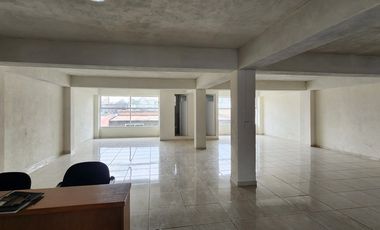 ¡OPORTUNIDAD! Renta Local de 180 m² en Toluca a Precio de Emprendedor.