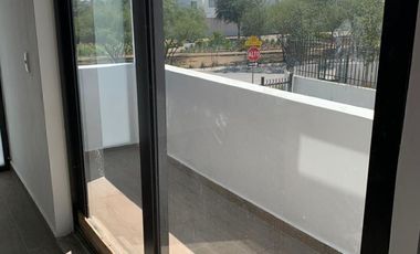 CASA EN PREVENTA EN CUMBRES PLATINO