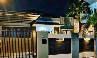Rumah Pleburan Simpang Lima Mewah Full Furnish