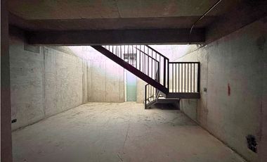 Arriendo Local Comercial, Placa comercial en Las Condes