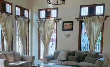 Rumah Tembalang Mewah 2 Lantai Dekat Undip