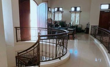 Rumah Tembalang Mewah 2 Lantai Dekat Undip