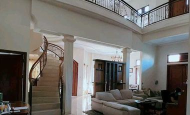 Rumah Tembalang Mewah 2 Lantai Dekat Undip