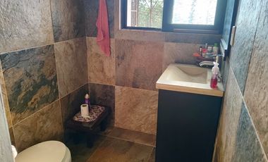 Venta de casa de 3  recámaras  en Burgos Cuernavaca, 168 m2 de construcción 556 m2 de terreno