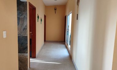 Venta de casa de 3  recámaras  en Burgos Cuernavaca, 168 m2 de construcción 556 m2 de terreno