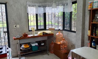 Venta de casa de 3  recámaras  en Burgos Cuernavaca, 168 m2 de construcción 556 m2 de terreno