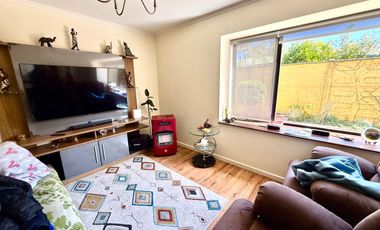 Casa en venta c/ estacionamiento en Huertos Familiares